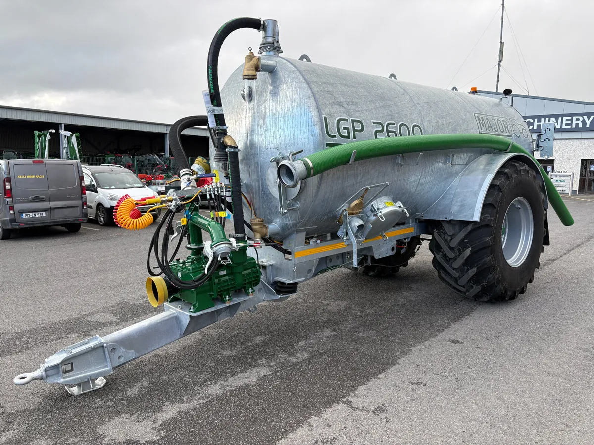 Major 2600g Tank c/w Raingun 🚨In Stock - Image 2