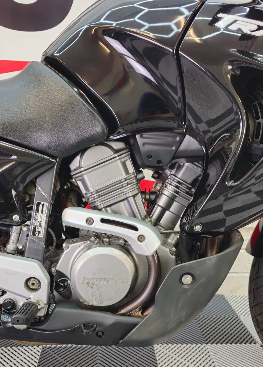Honda Transalp XL650V - Image 2