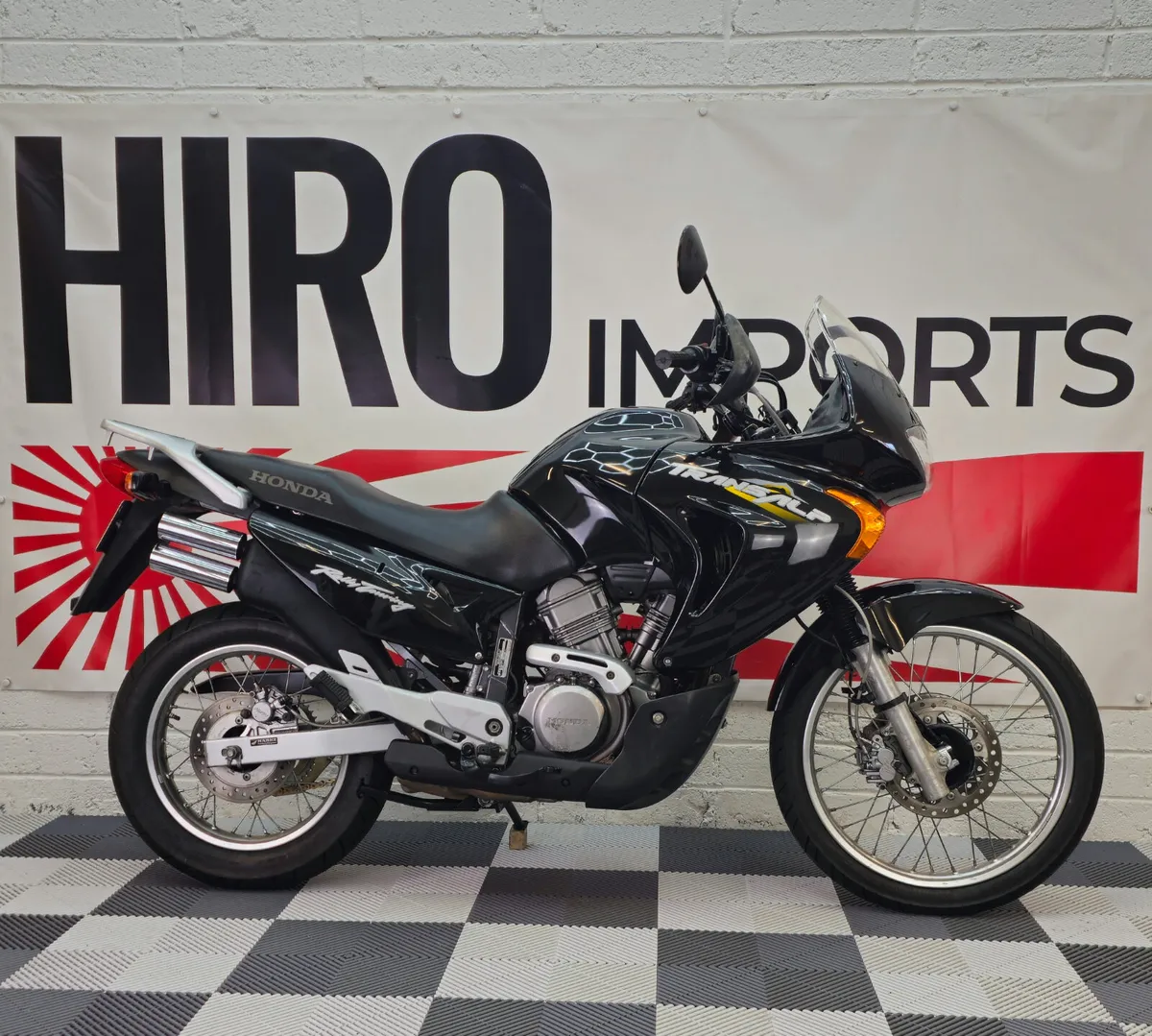 Honda Transalp XL650V - Image 1