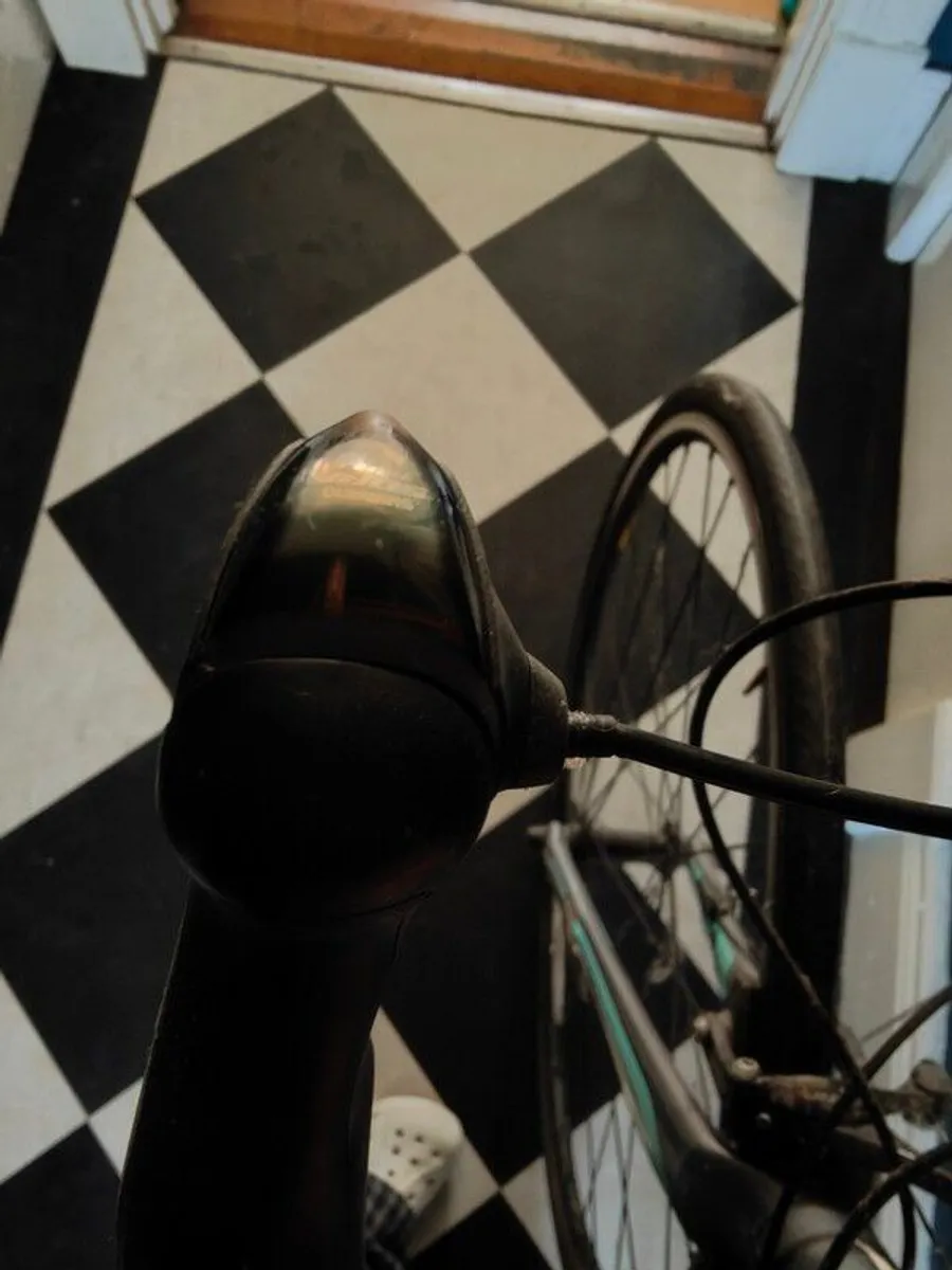 ladies bike - Image 3