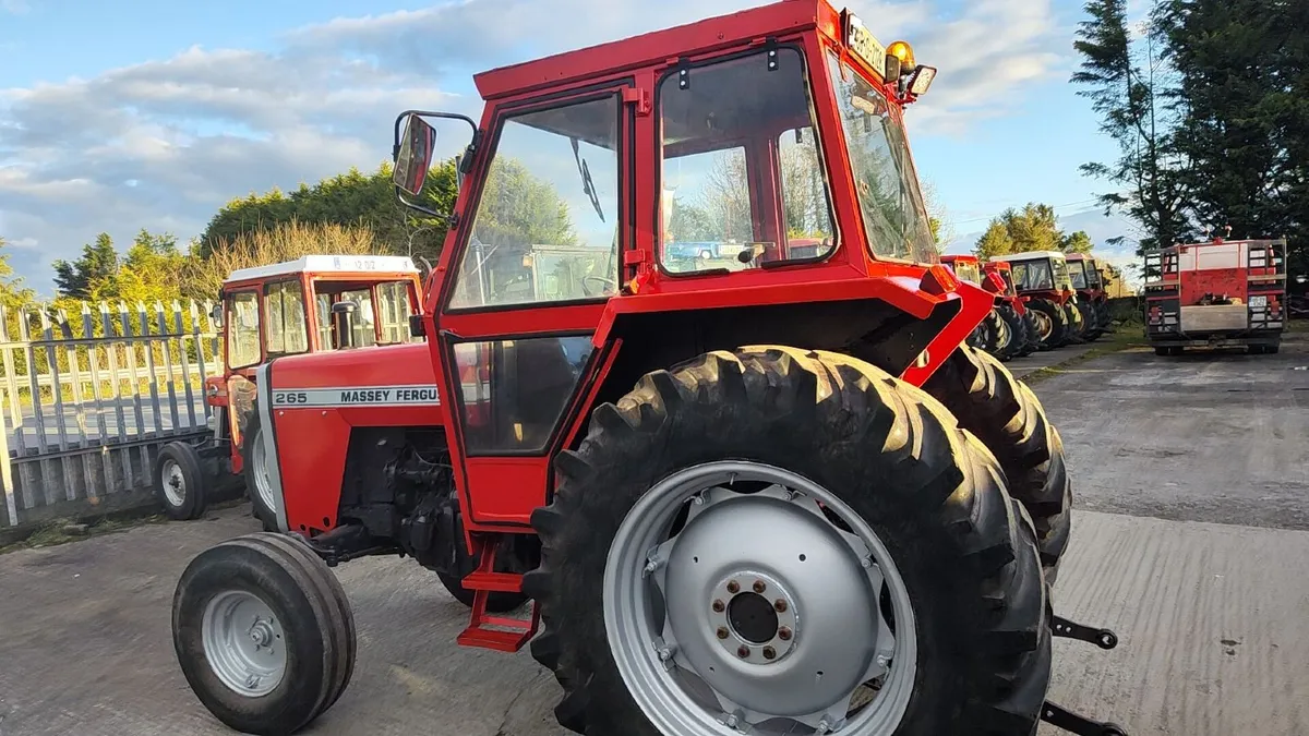 Massey Ferguson - Image 3