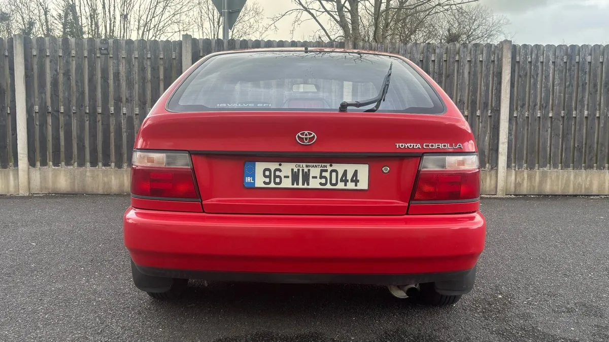 1996 Toyota Corolla - Image 3