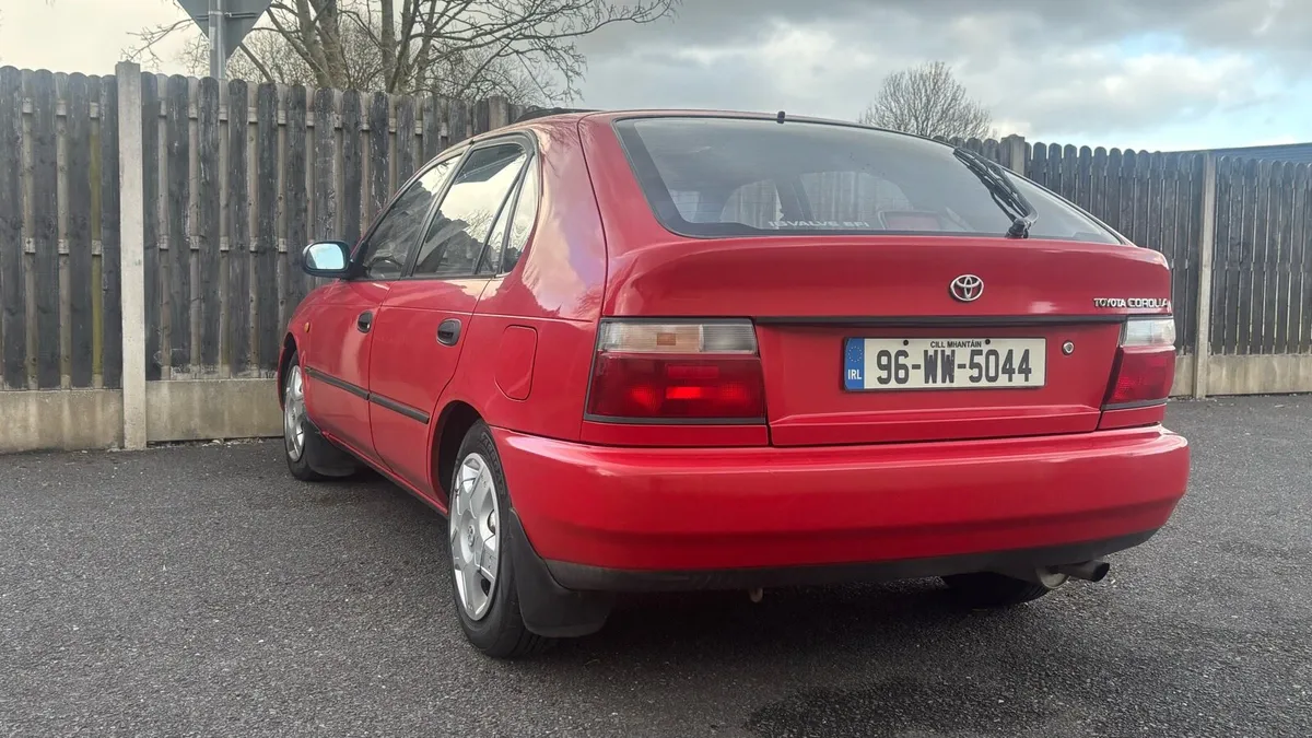 1996 Toyota Corolla - Image 4