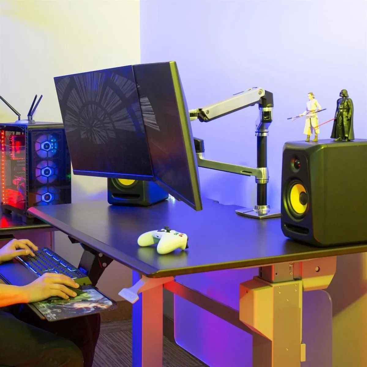 Ergotron LX Dual Monitor Arm (FREE SHIPPING) - Image 1