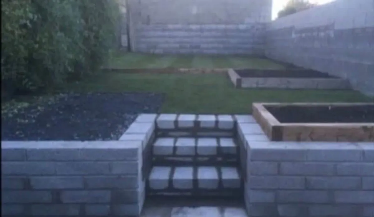 Block laying - Image 2