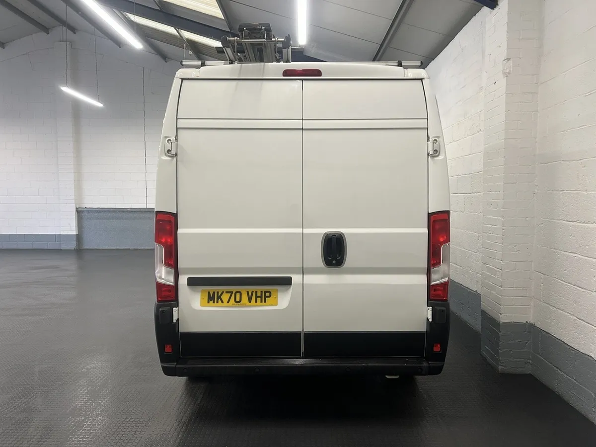 2020 Peugeot Boxer Panel Van - Image 4