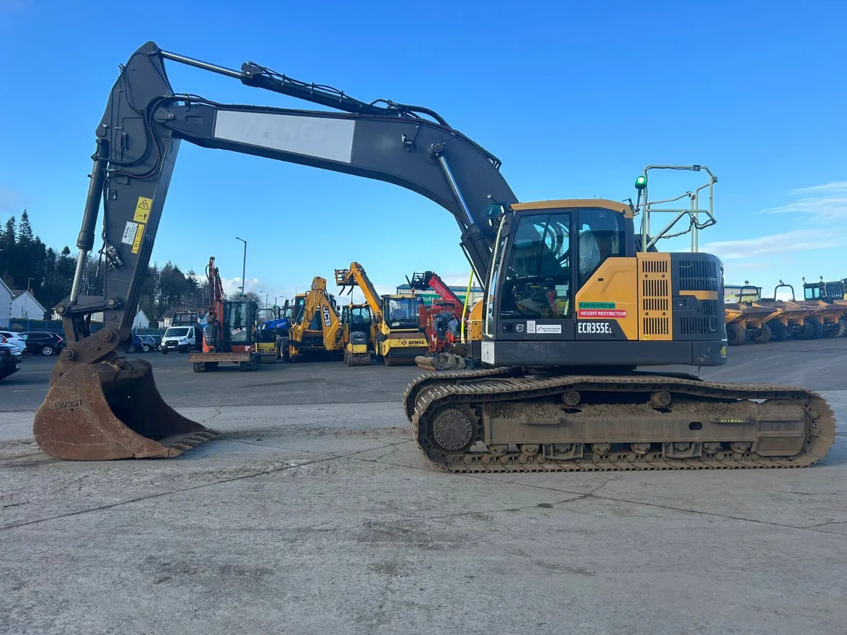 2019 Volvo ECR355 38 Ton Zero Swing - MULLANS - Image 4