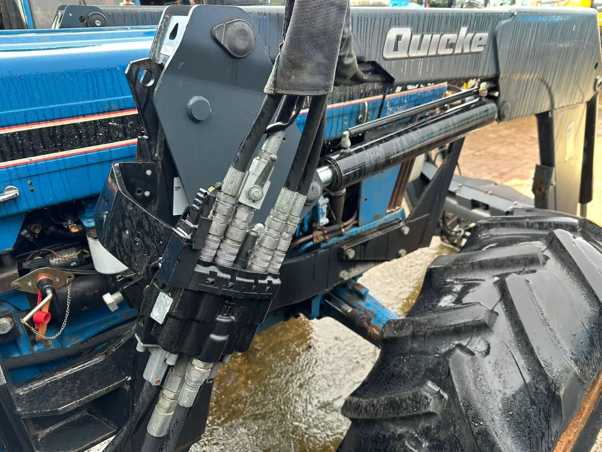 Quicke Q51 loader - Image 4