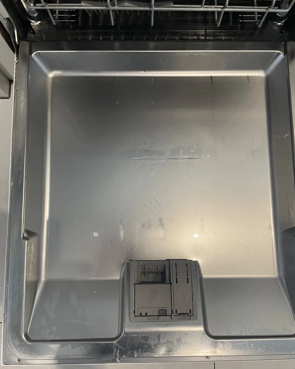 Bosch Dishwasher - Image 3