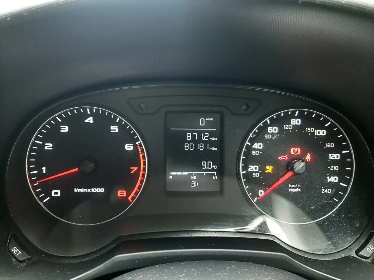 AUDI A1 ,1.2 TFSI 2011 .LOW MILES 80000 FROM NEW - Image 4