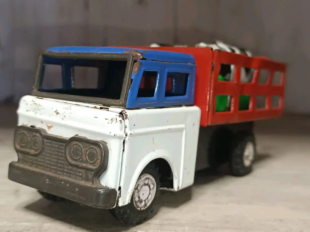 Cattle Truck Japan - Image 3