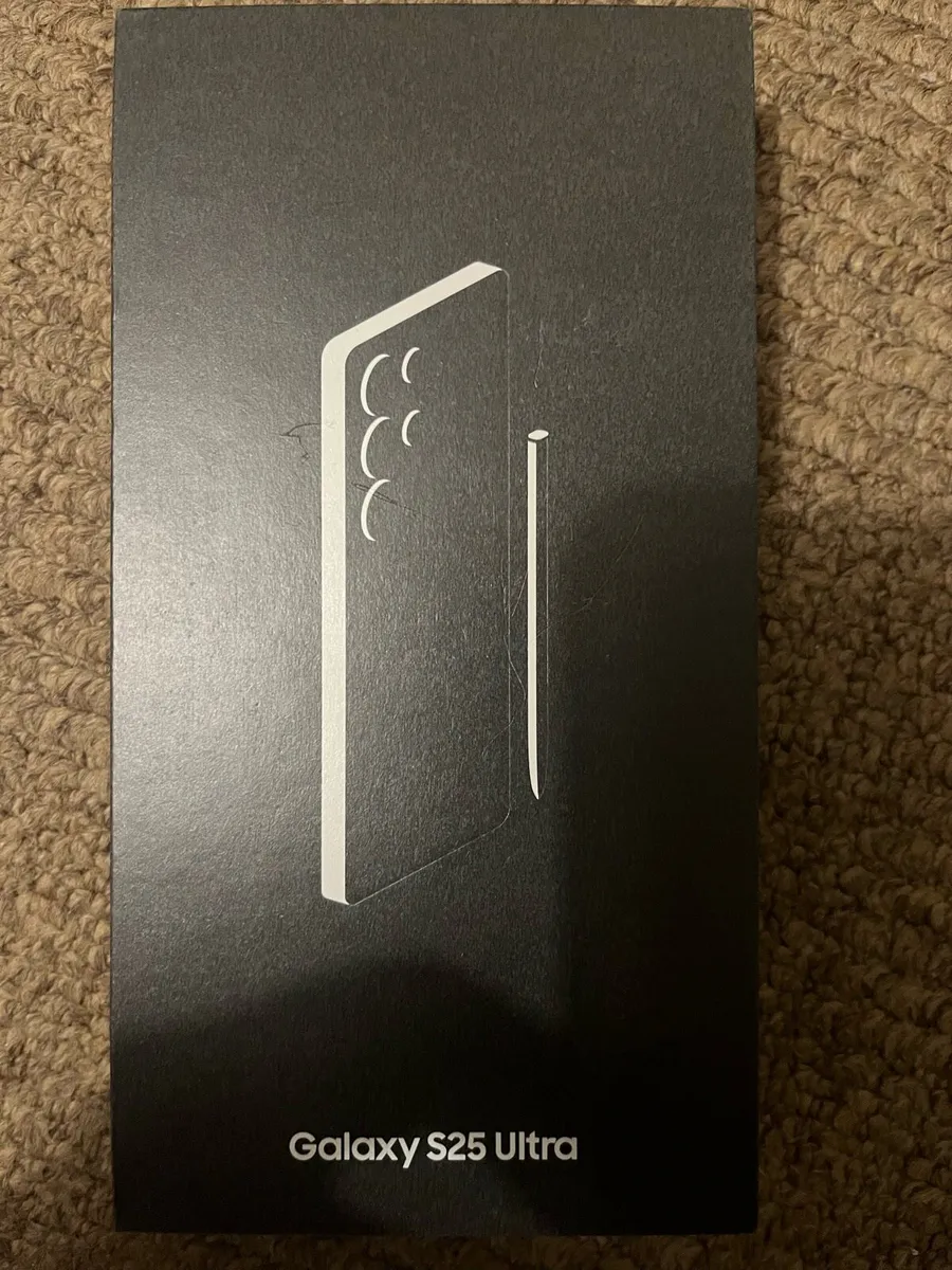 Samsung galaxy S25 ultra 256 GB mint condition