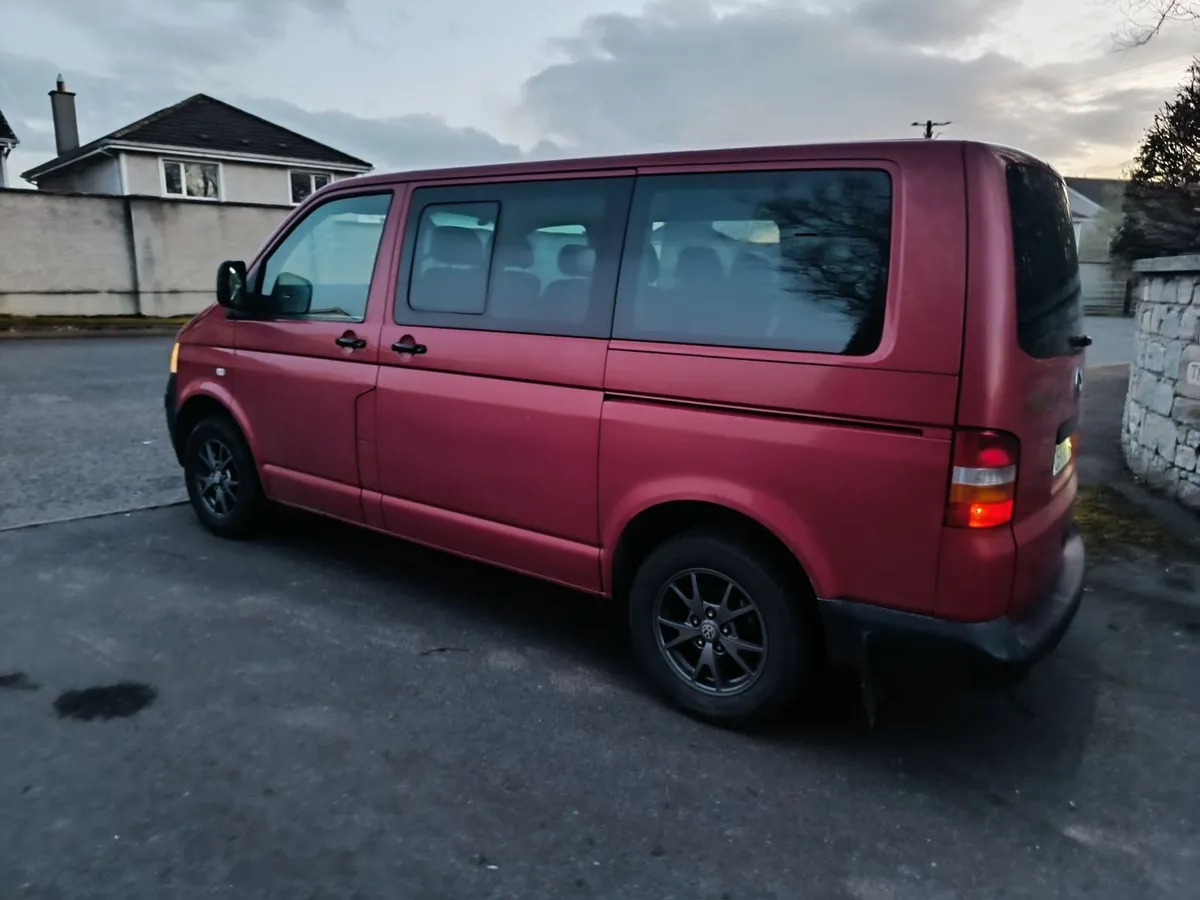 Volkswagen Shuttle 2005 1.9 !!!  9 seats - Image 1
