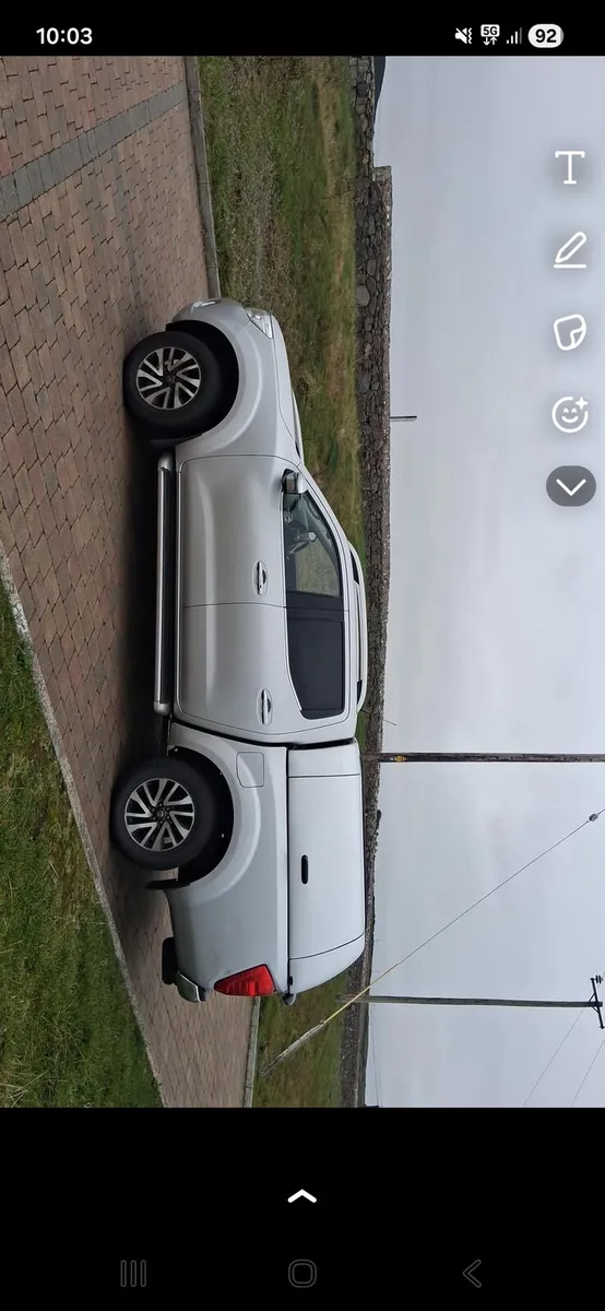 Nissan Navara - Image 2