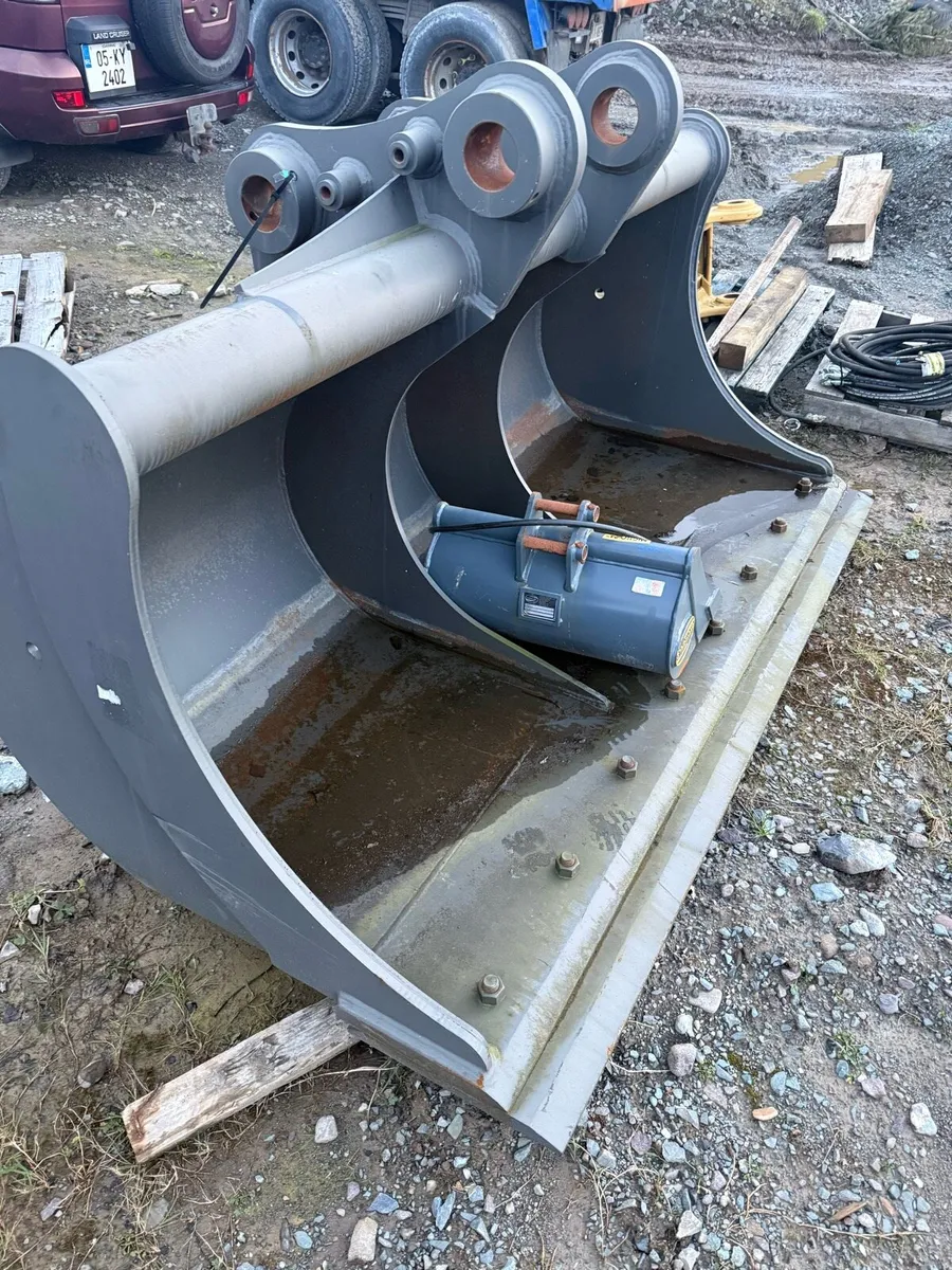 Grading buckets 90mm pin - Image 1