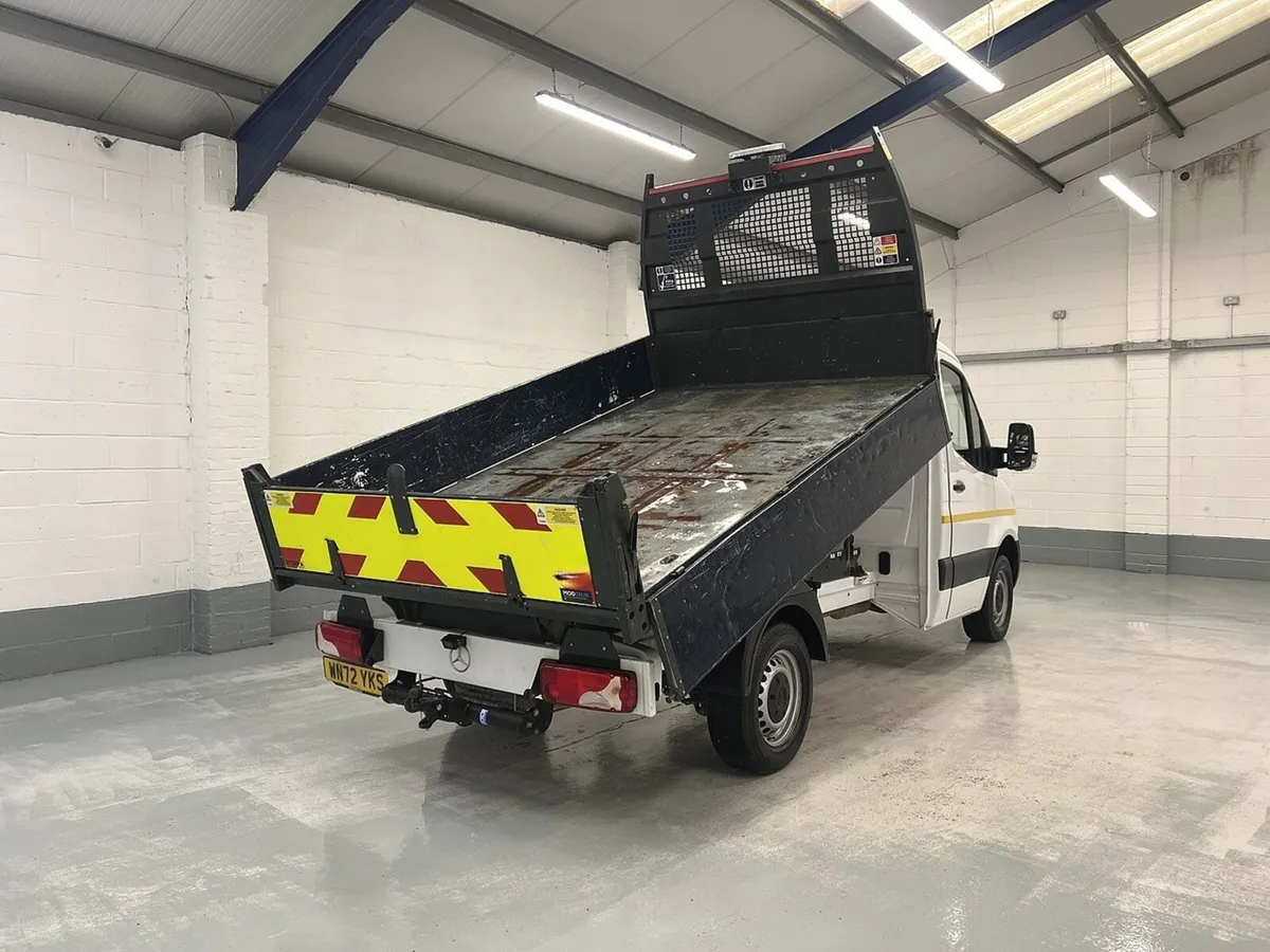 2022 Mercedes-Benz Sprinter Tipper Van - Image 3