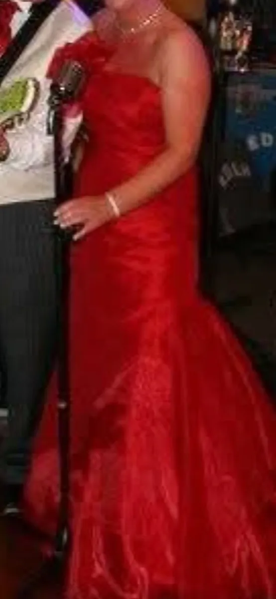 Wedding dress - Image 1