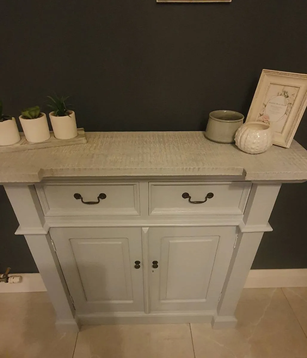 Vintage Style Unit - Image 2