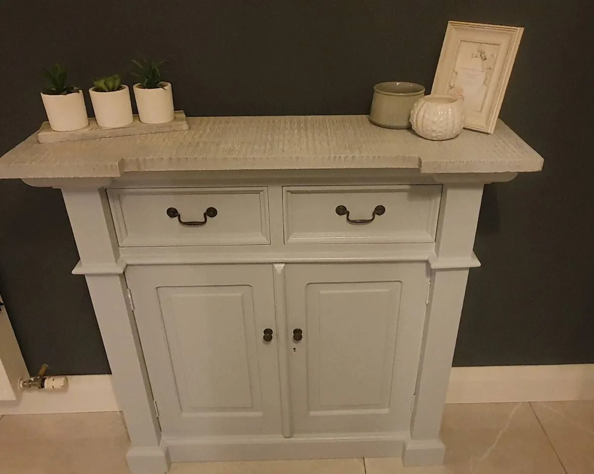 Vintage Style Unit - Image 3