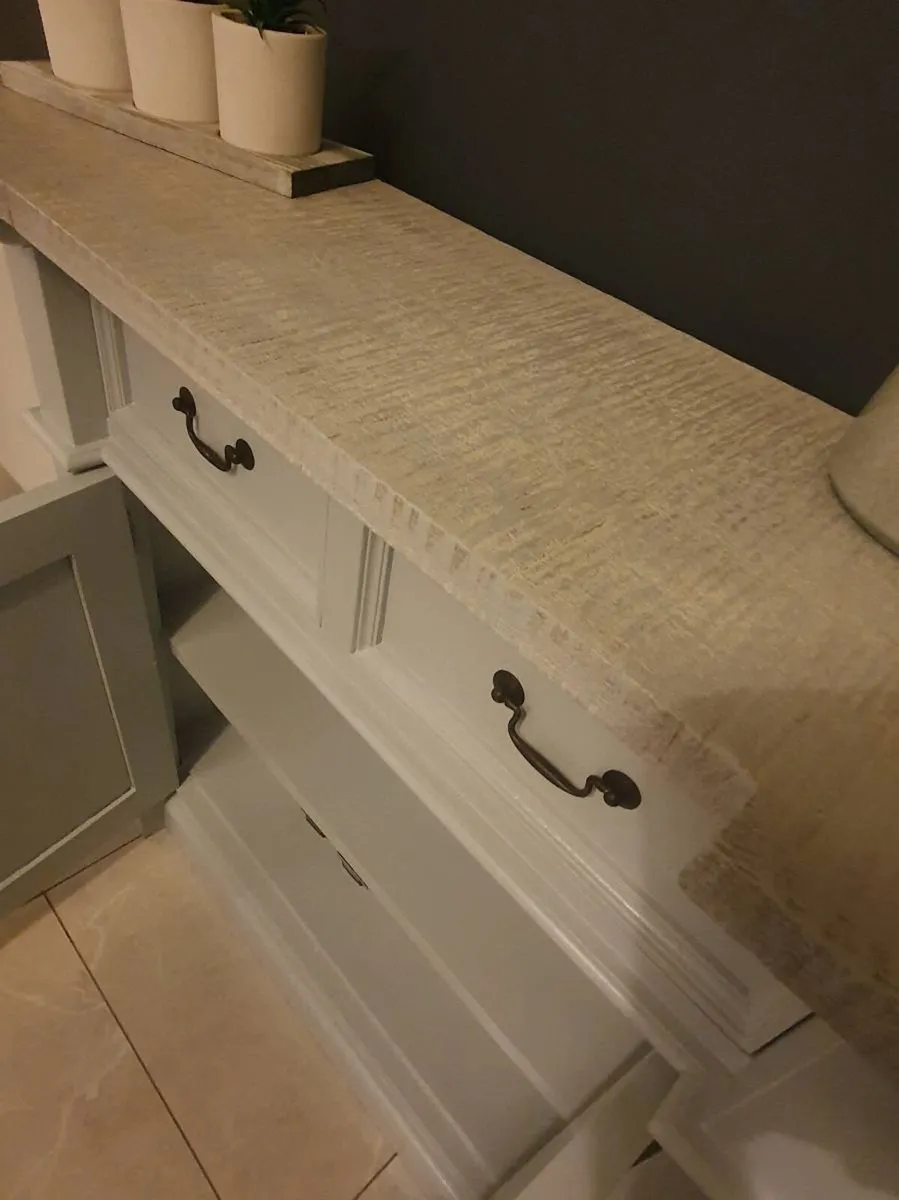 Vintage Style Unit - Image 4