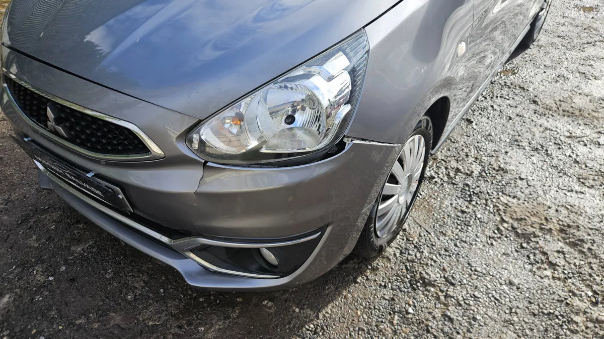 Mitsubishi  Spacestar 1.0 71PS AS&G 5MT M-Line - Image 2