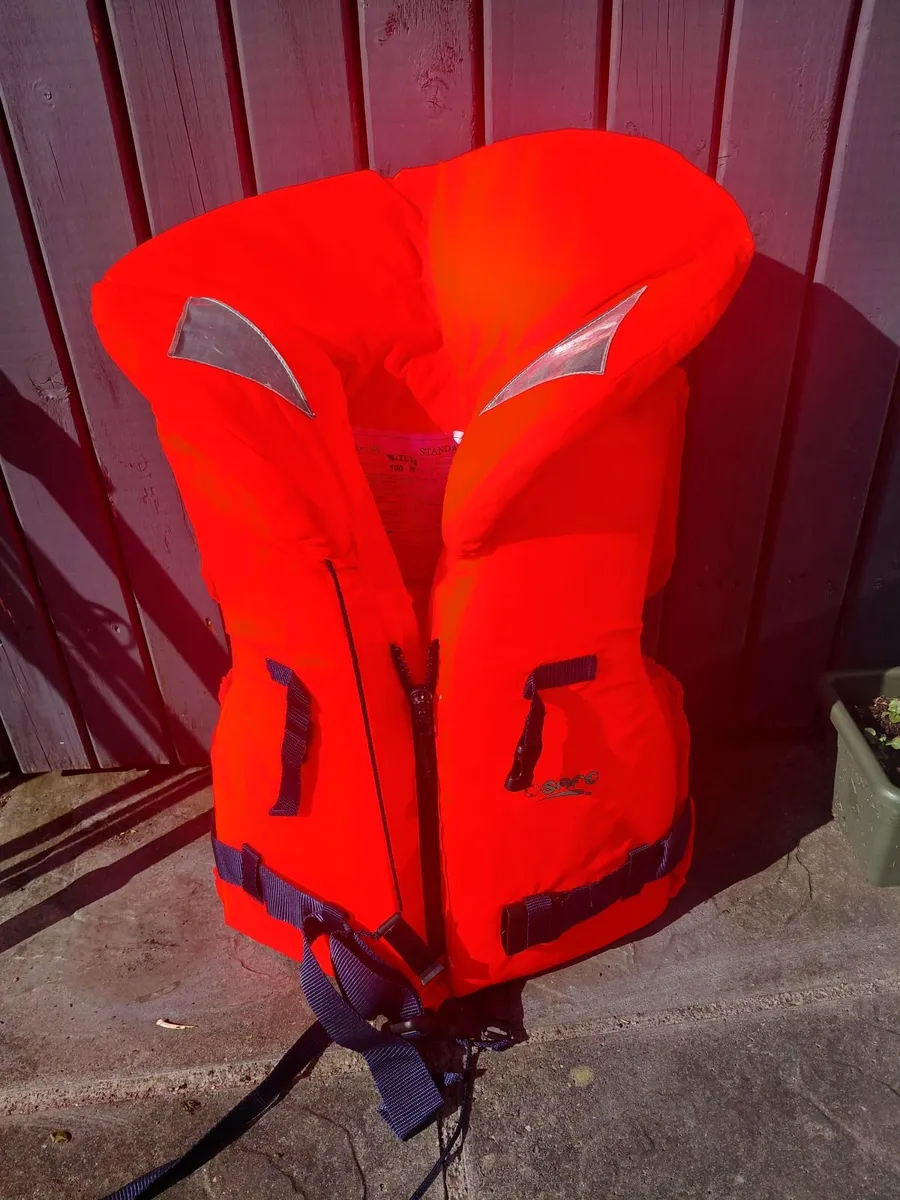 Fishing Equipment - Image 4