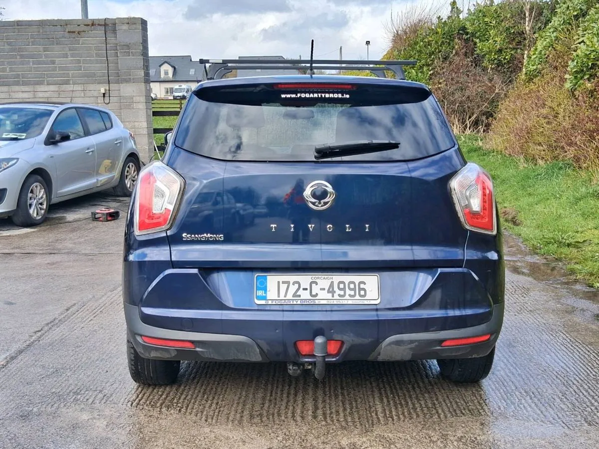 Ssangyoung tivoli (NO DAMAGE) - Image 4