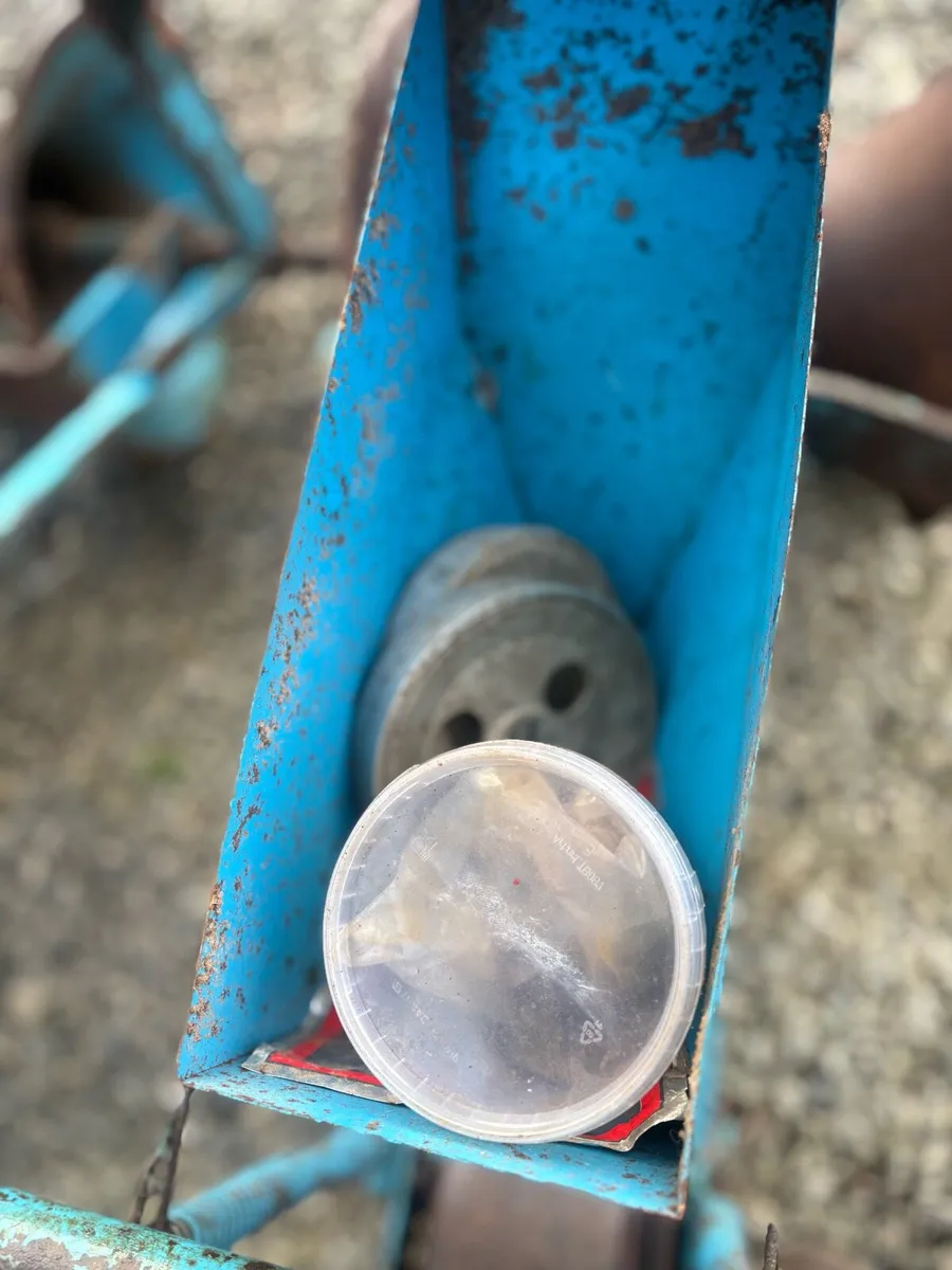 Webb Vegetable seeder & Twose Drill Plough - Image 3