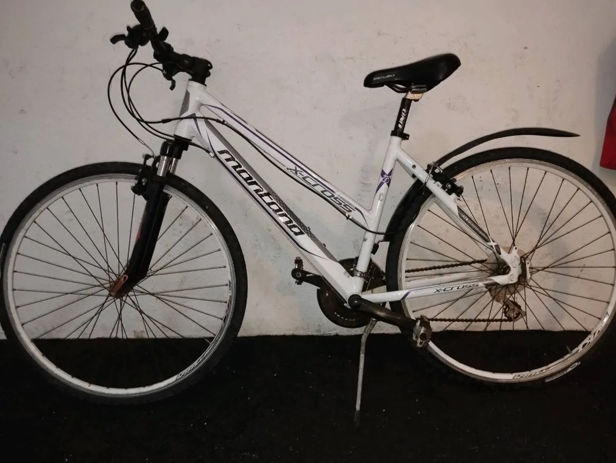 Ladies 28inch hybrid - Image 2