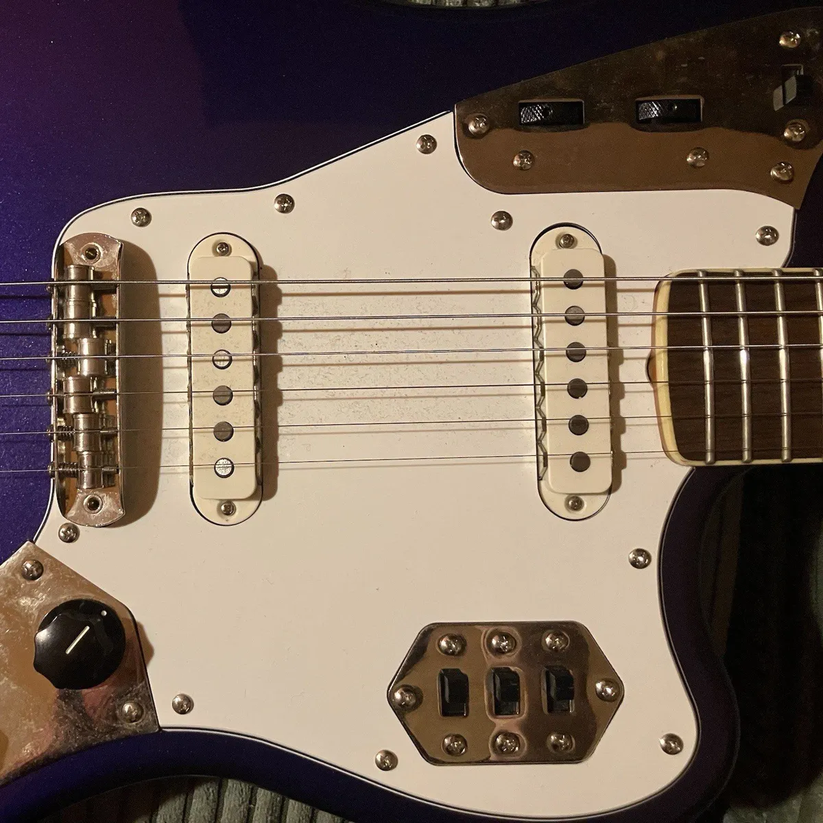 2021 Squier by Fender FSR Classic Vibe 70s Jaguar - Image 2