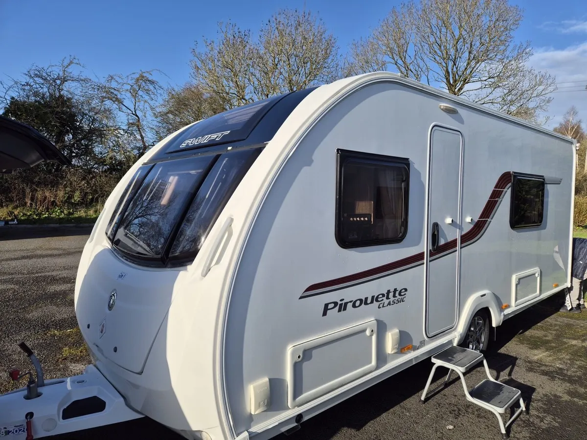 Swift pirouette 4 berth fixed bed 2016 - Image 2