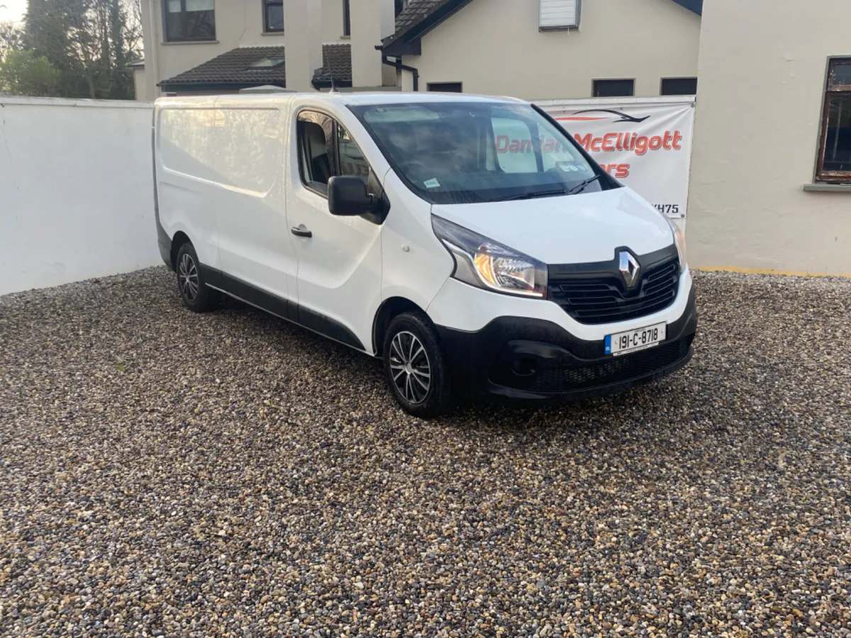 2019 Renault Trafic - Image 3