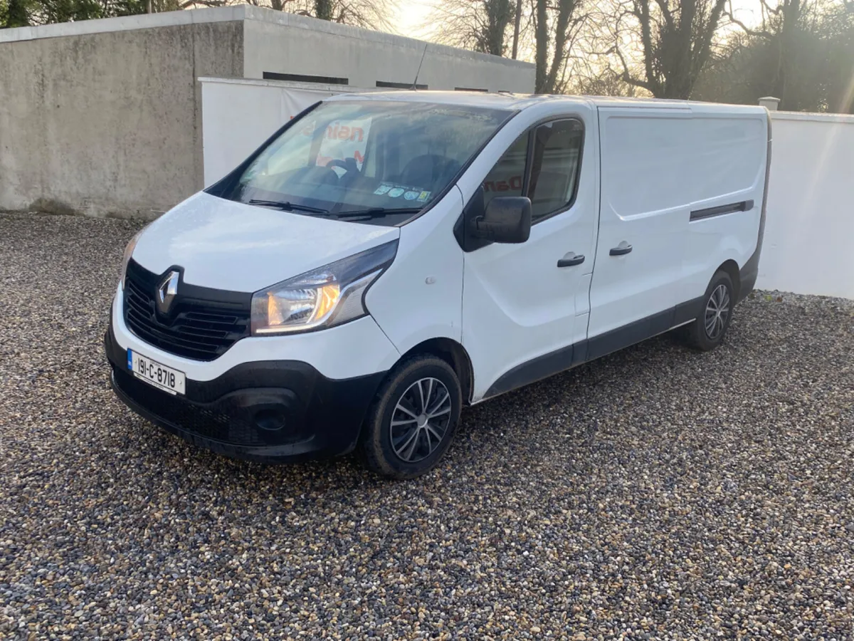 2019 Renault Trafic - Image 4