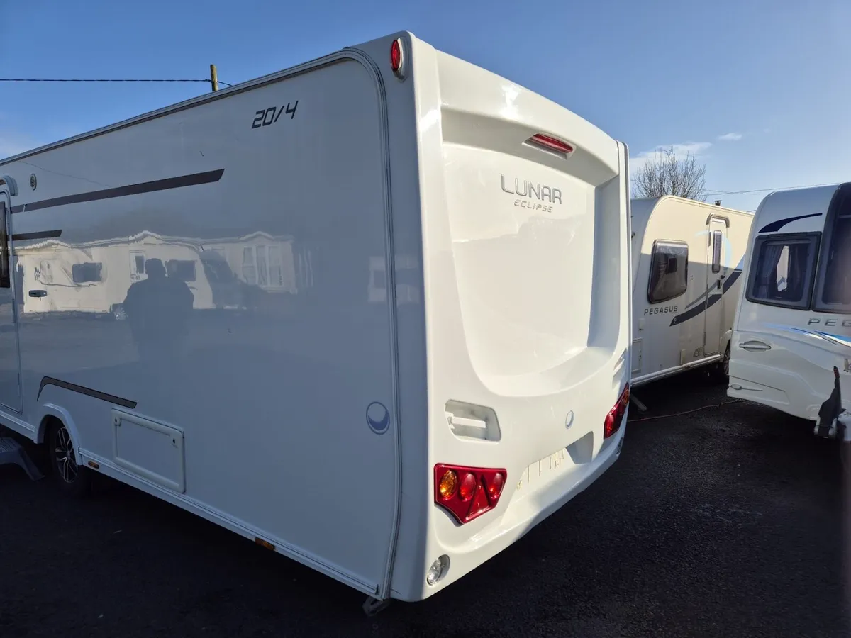 4 berth lunar eclipse 2016 island bed - Image 4