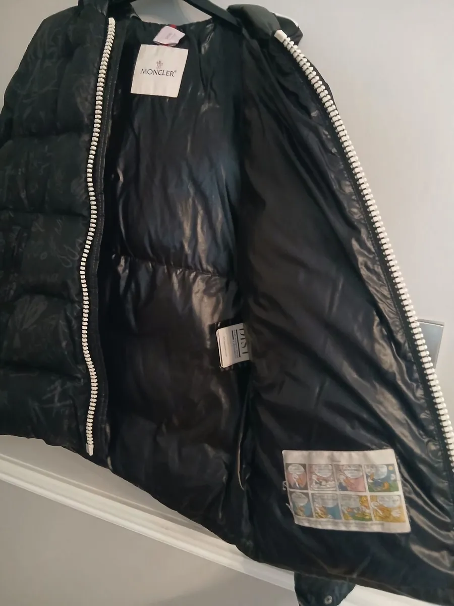 Boys Moncler jacket - Image 2