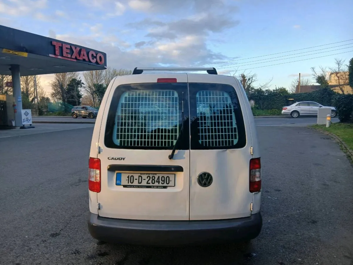 2010 Volkswagen Caddy - Image 3
