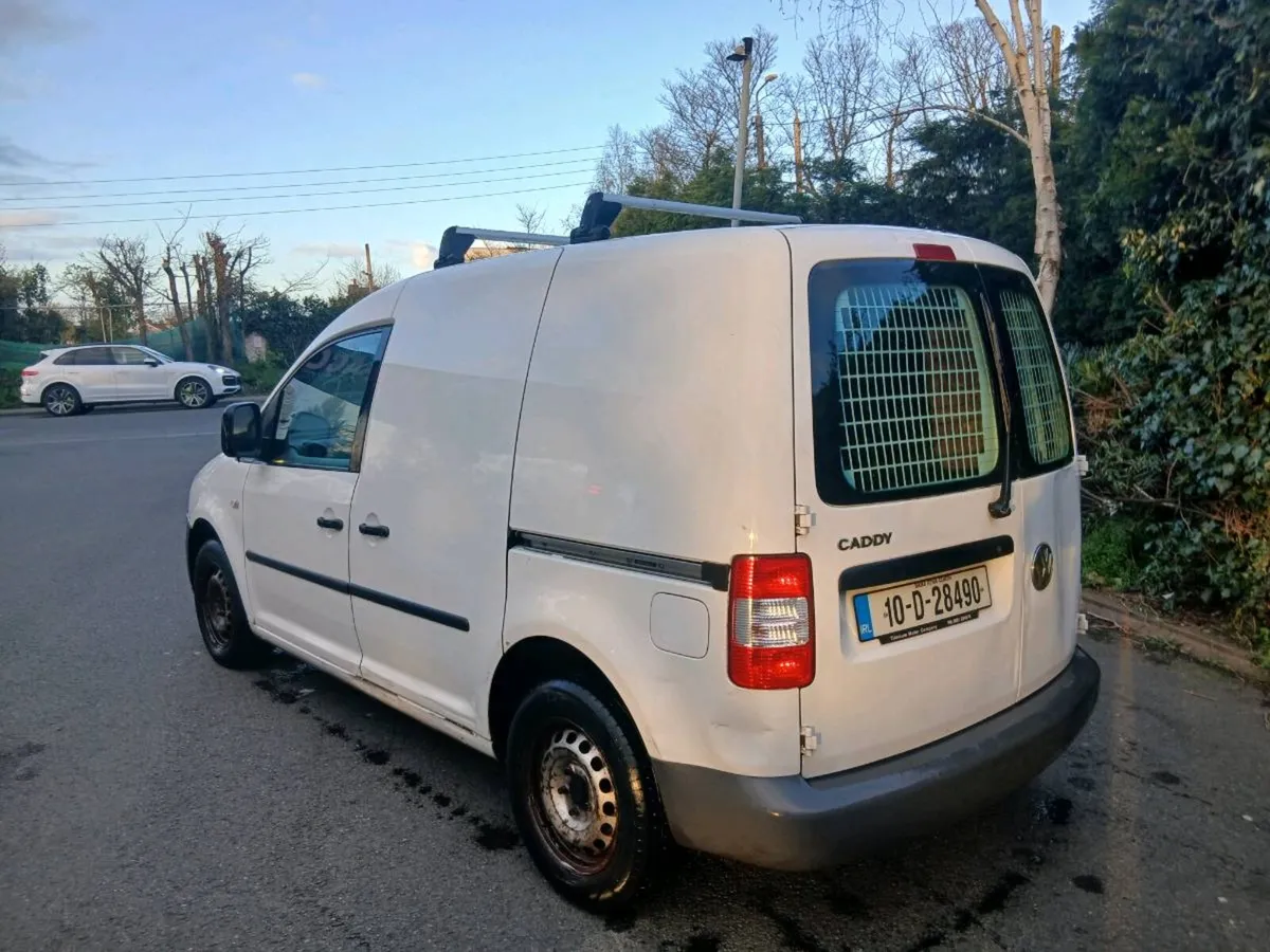 2010 Volkswagen Caddy - Image 4