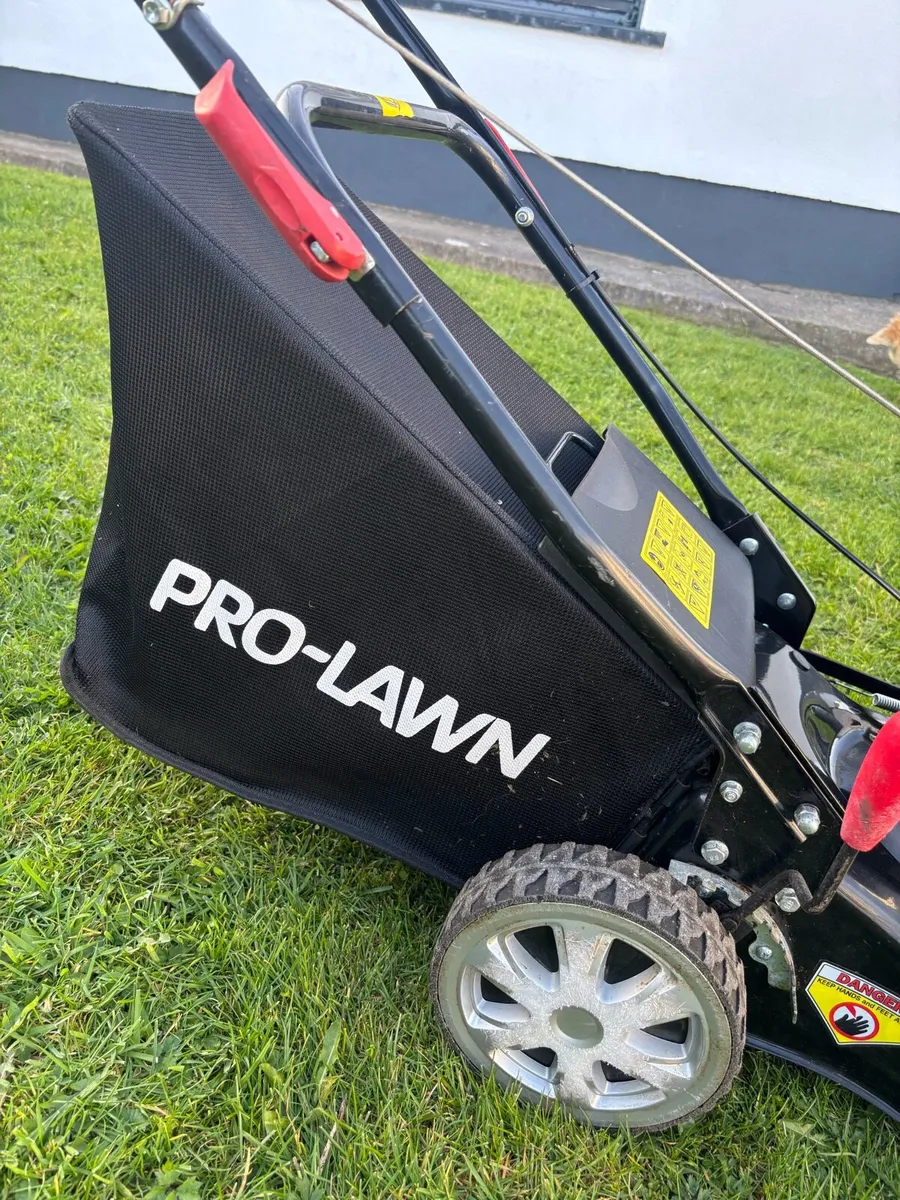 Pro Lawnmower - Image 2