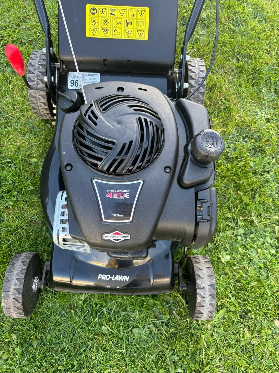 Pro Lawnmower - Image 4