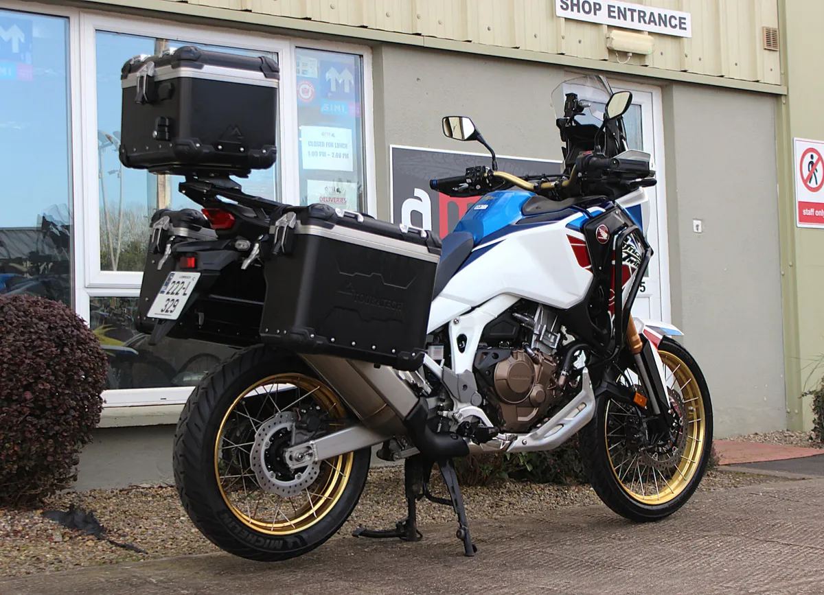 Honda CRF1100A4 Adventure Sports - Image 3