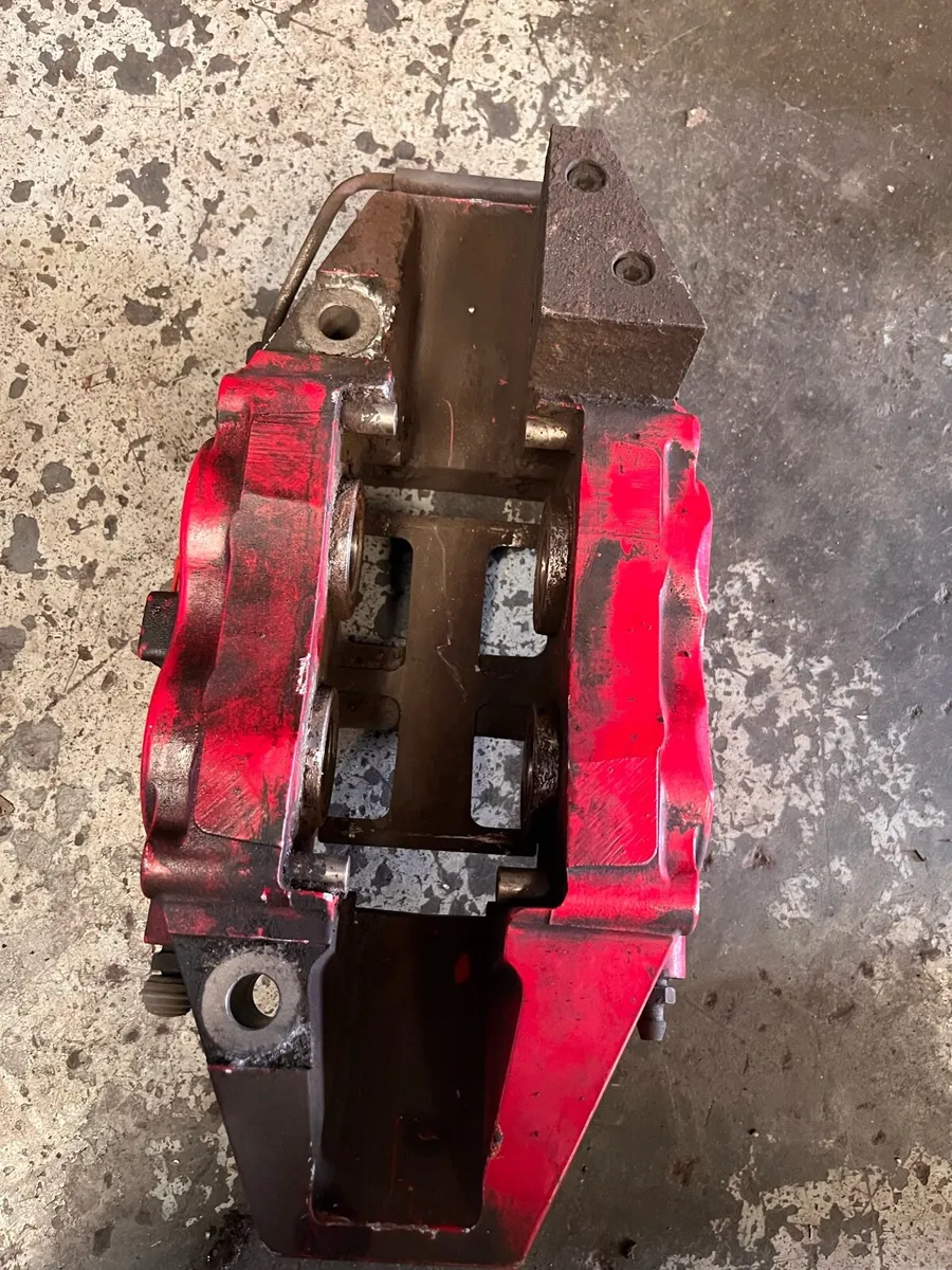 4 pot Brake calipers - Image 4