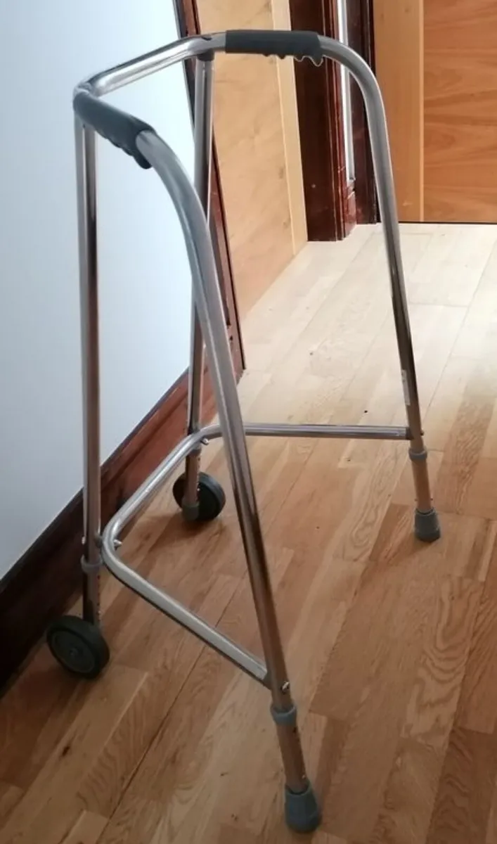 Walking Frame / Walker