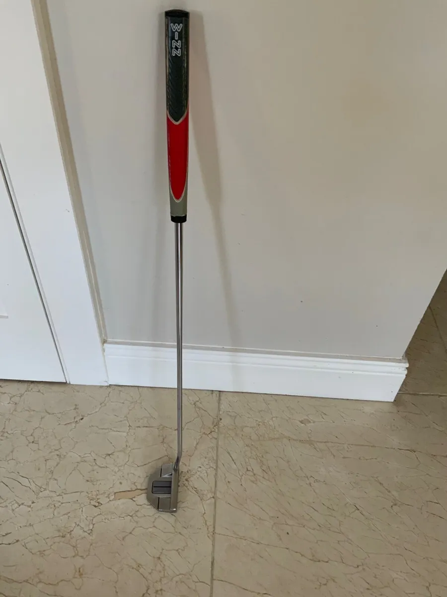 Scotty Cameron golf putter - Image 1