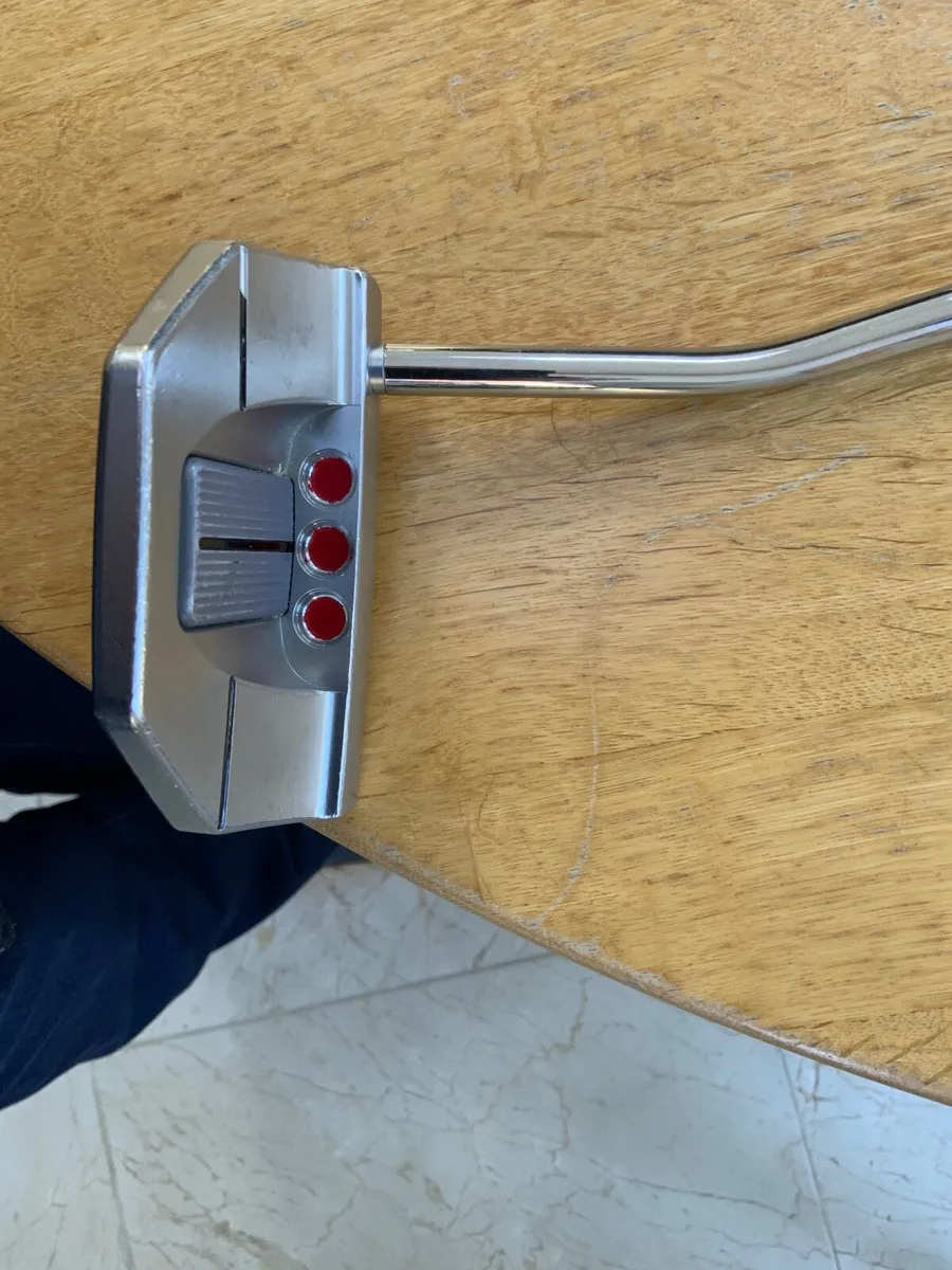 Scotty Cameron golf putter - Image 4