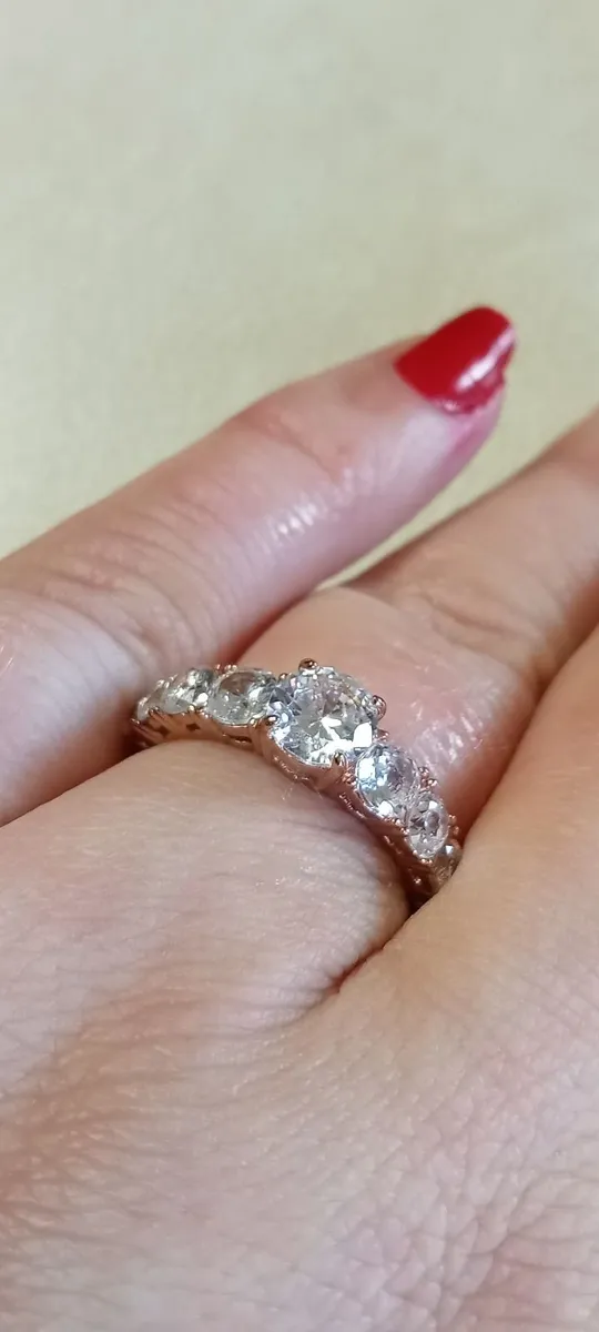 Beautiful Dress Ring - Image 2