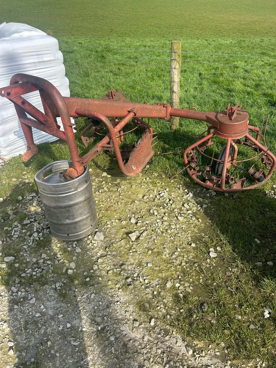 Hay bob for parts - Image 1