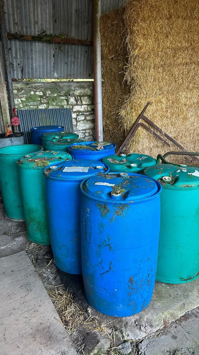 200 litre barrells