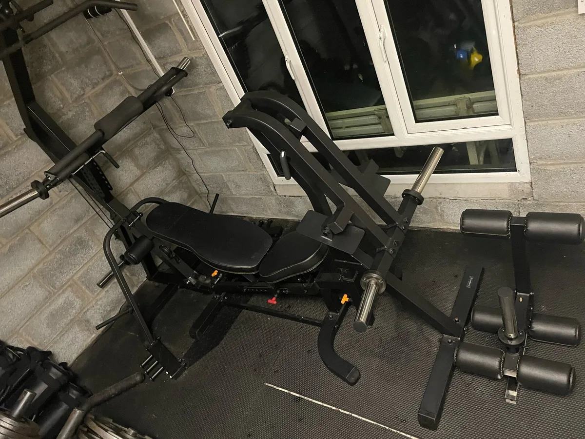 Powertec leverage gym with accessories - Image 4