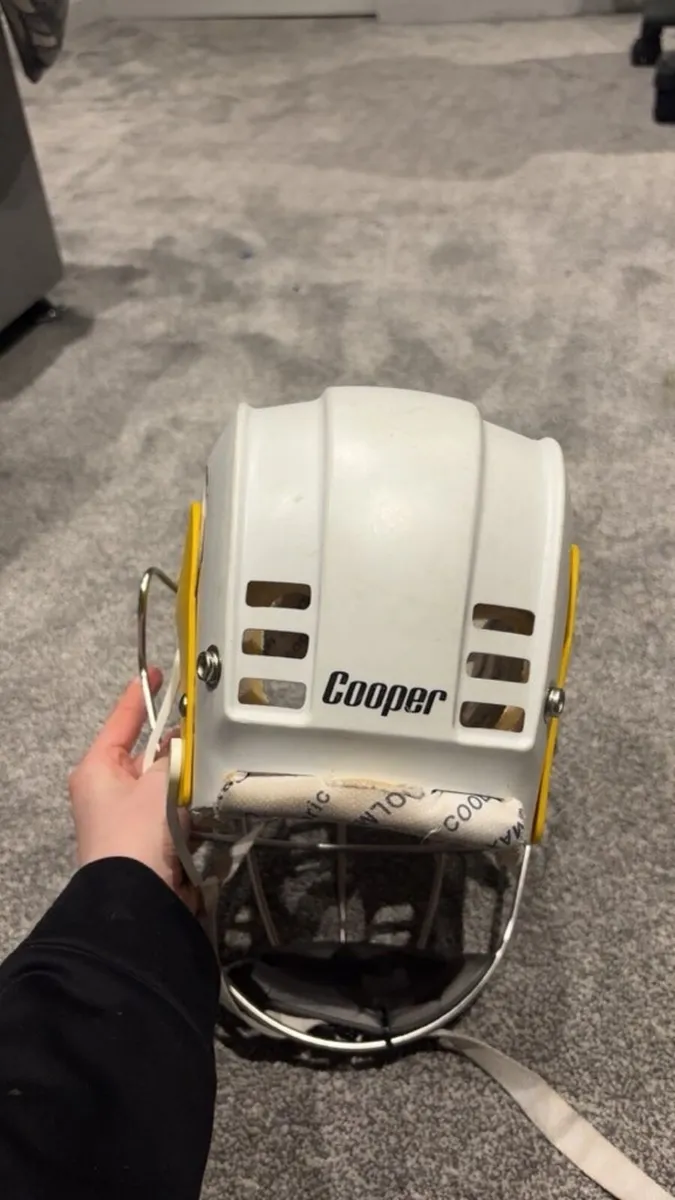 Cooper hurling helmet - Image 3