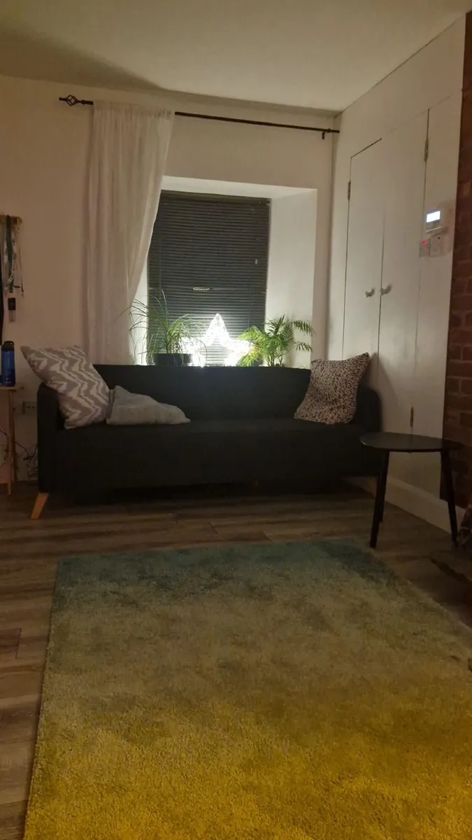 3 seater couch - Image 2